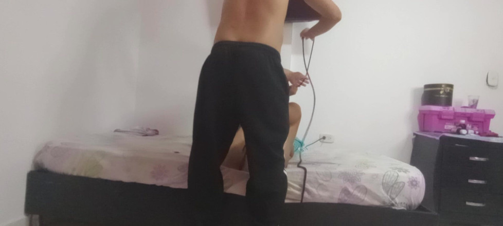 AngyAmazon: Fodida duro depois de ser amarrada pelo meu vizinho