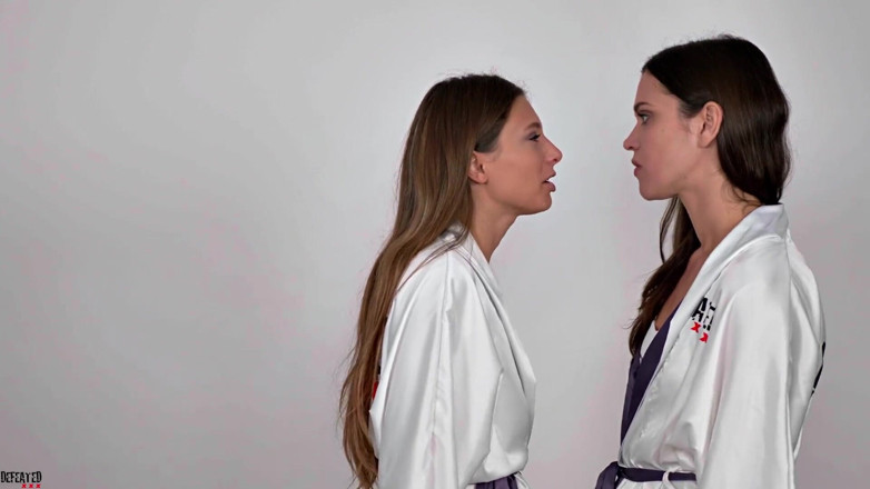 Defeated Sex Fight: Talia vs Alyssa - To sexy hot girls in aggressive wrestle...