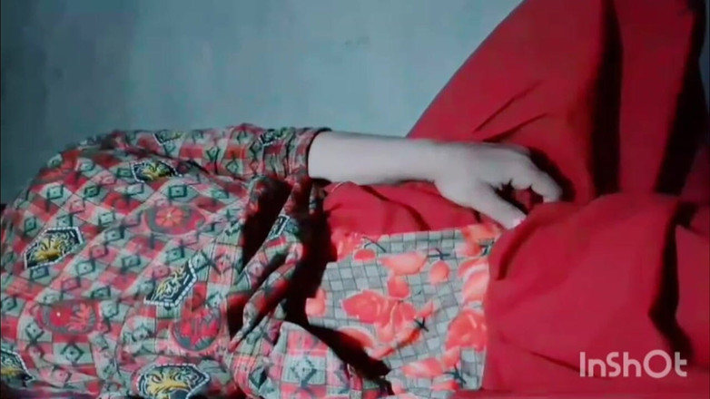 TricolorMusic3: Гаряча сексуальна красива дівчина, дуже крута гаряча пизда, сексуальна пизда, дуже гаряча, дуже чиста, вона дуже готова трахатися, будь-який член