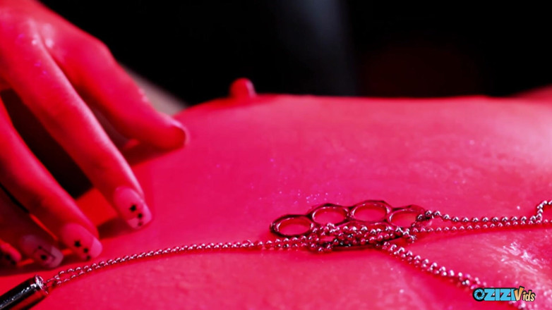 Zizi Vids: Sensation und Fantasie machen diese kleinen titten sehns nach immer...