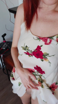 My Fluffy Bush Can't Be Hiddebehind Tights