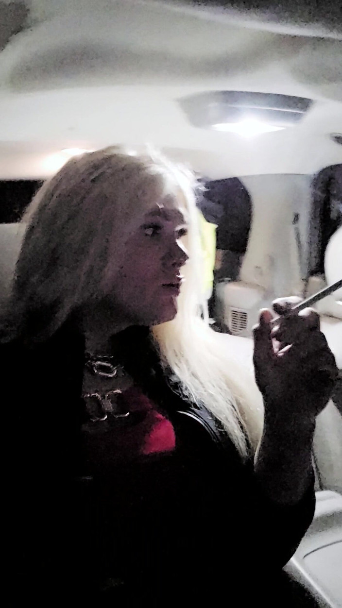 Darkfetish2k: Smoking 120s Carplay