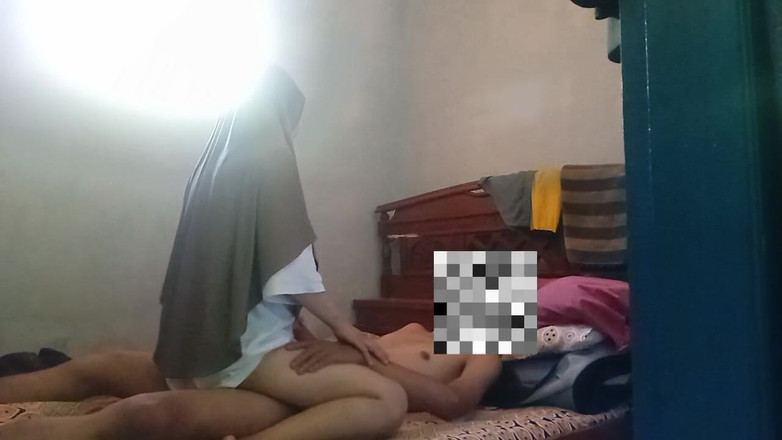 Famly sex: Memek Sempit Adik Ipar Ku Membuat Kontol Ku Ketagohan Part 4