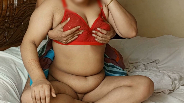 Nadiyabd: Nadiya Behind the Scene Hot Moments Full Bangla Video