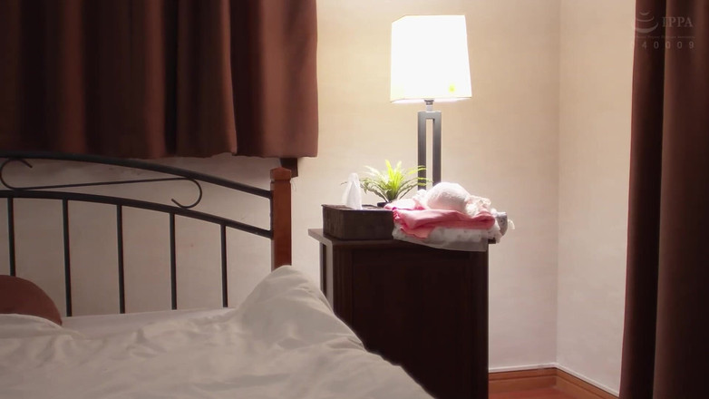 Eagle-Special: Sie bekommt schmetterlinge in ihren bauch und ihren schritt, als...