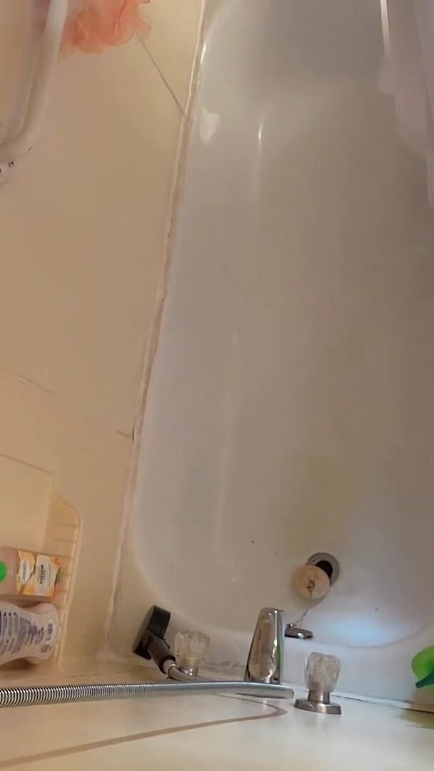 sweethanajapanese: Pov hana trong thời gian tắm