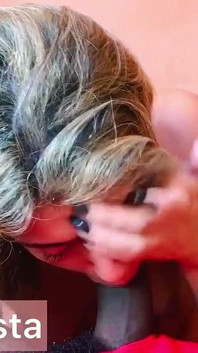 Mi novia trans me la chupó y se lo comió en el pelo