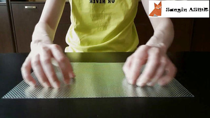 Saegin: 1[ASMR] Poškrábání texturovaných listů (bez mluvení)