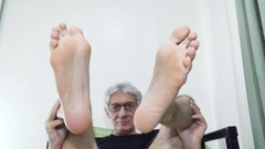 Big uncut hard cock: Dominace show adorující nohy show