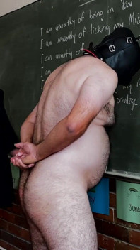 Dominatrix Mistress April - Slave Training Academy
