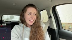 Nadia Foxx: Наслаждаюсь хорошей сессией мастурбации в машине по Target и Starbies
