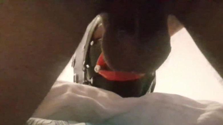 LauraOnHeels: MILF z kneblem pierścieniowym, sztuczne usta pieprzone w usta i...