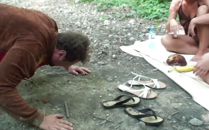 Femdom Austria: Outdoor punishment for slave