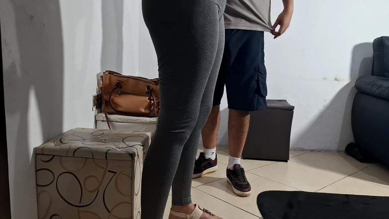 Gabi SweetCouplesStories: Kelipan batang di bilik menunggu Doktor Gigi dan Dia...