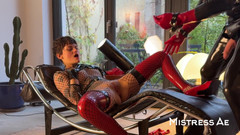 MistressAe: Šukání a stříkání na Chaise Longue