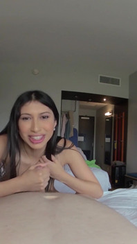Memek sempit penelope woods dientot tanpa kondom sampai lubangnya menganga lebar