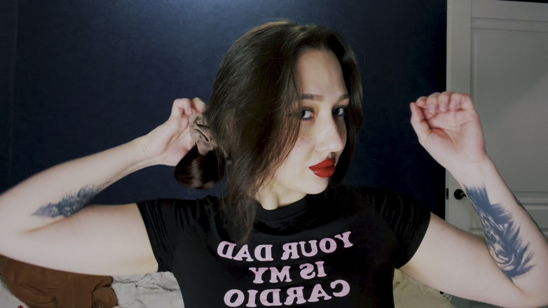 JessLux: Grwm: Arkadaşlarıyla yürüyüş için makyaj yapıyor