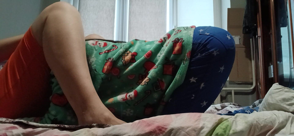 Lesbian-candys: Uwielbiam wąchać i lizać cipki starszych kobiet