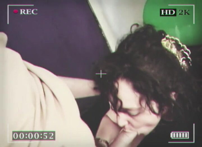 Chica Suicida DVD: Klasický anální sexy kudrnatá brunetka Liza