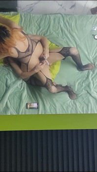 Ein Sexy Dreier Zwischen Zwei Sissy-mädchen Und Einem Mann