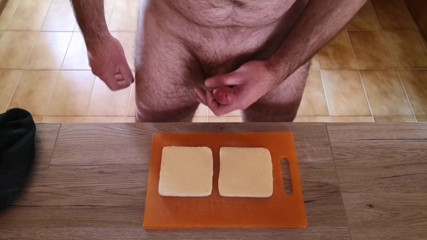 Cicci77: Cicci77 prepares sandwiches with sperm for his friends !!