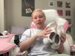 Lenna Lux: Stinky Gym Shoes JOI