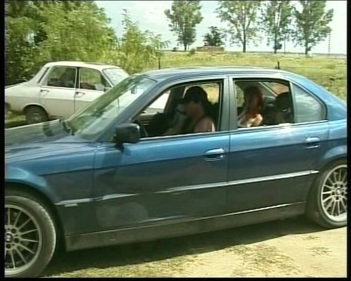 German Amateur Videos: Rothaariges teen aus Deutschland auf dem bauernhof gefickt