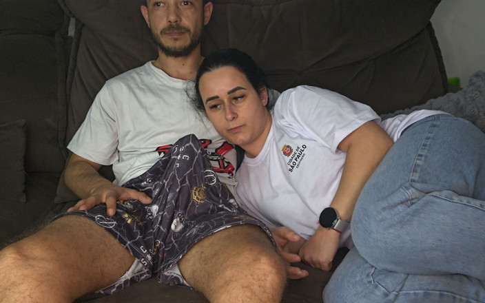 Jennyferpimenta: Nevlastní sestra je svedena nevlastním bratrem při sledování zápasu