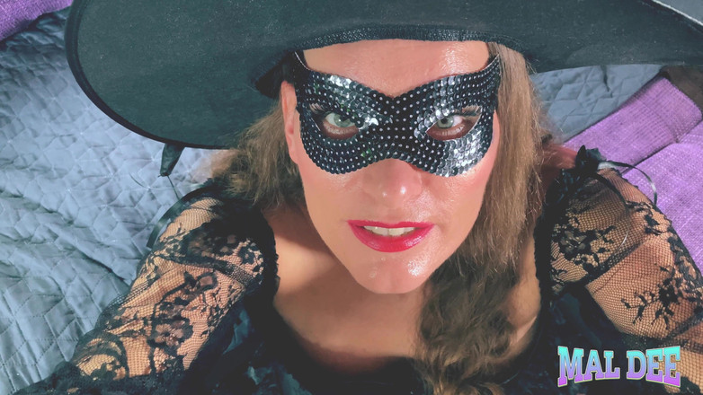 Malaya_Darcie: Witch Gives Blowjob From the First Person
