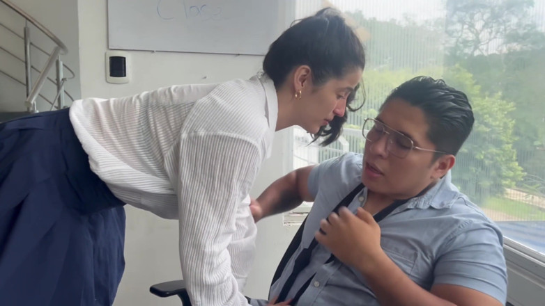 NamiQsein: The Professor Seduces the Student to Take the Next Course