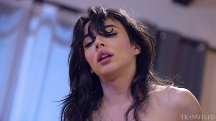 Transfixed ADULTTIME: Transfixed - cadence lux si cewek hot rambut pirang ariel demure...