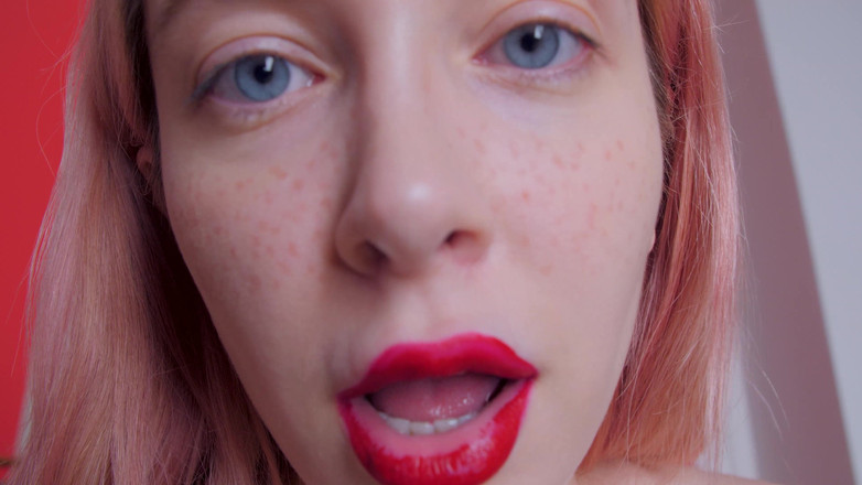 Loly Nebel Studio: Uctívej můj obličej, drobná hračka