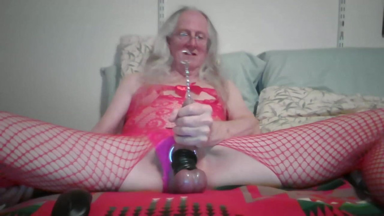 Croonerlooker: Ringed, Plugged &amp; Sounding
