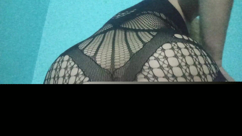 Lobicam: Aku lagi asik masturbasi nikmat di Rich Mount