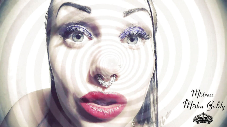 Goddess Misha Goldy: मेरे पैसे के पिगलेट पर ब्रेनवॉशिंग