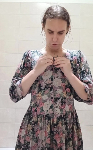 Odette Vesper: 2022.09.05 Oblékání < 3