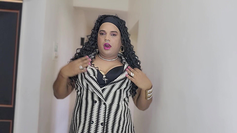 Indiansissychubby: Lecca-lecca-lecca Look Fresco