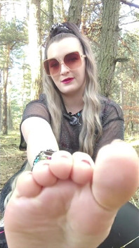 (90) Polen, streichel dich selbst und reinige meine schmutzigen Schuhe und nackten Füße