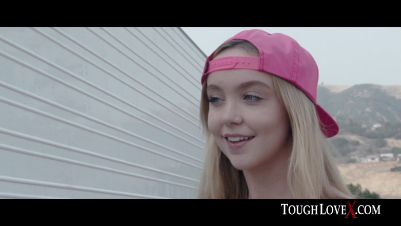 ToughLoveX: Toughlovex - la lagarto de lote Nikole Nash se encuentra con...
