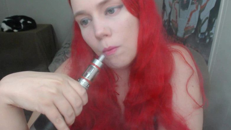 Scarlet Vixen: Кокетливый вейпинг