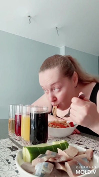 Ненажерлива жінка