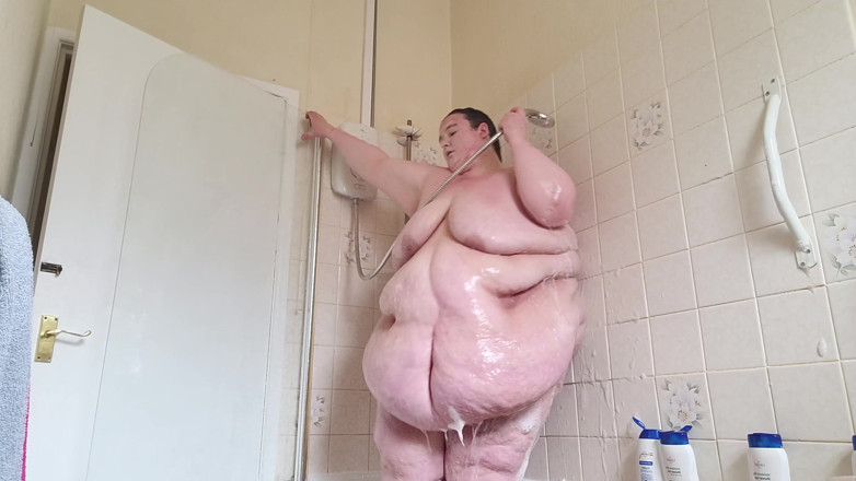SSBBWLadyBrads: 淋浴摇晃和洗衣 第三部分
