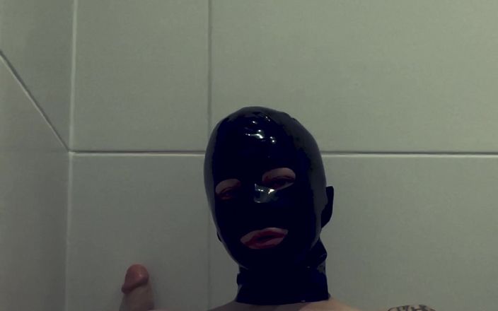 Louna X: Латексна ванна, частина 1
