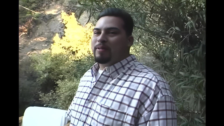 Fetish Desire: 怀孕周围要把他放在屁股上