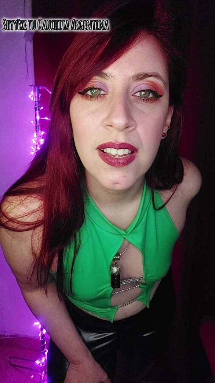 Tu Gauchita Argentina: Vaše nevlastní matka vás přivítá velmi ponižující nohou JOi s...