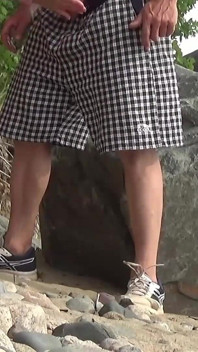 수업이 끝난 후 해변에서 즐거운 시간을 보내는 섹시한 선생님
