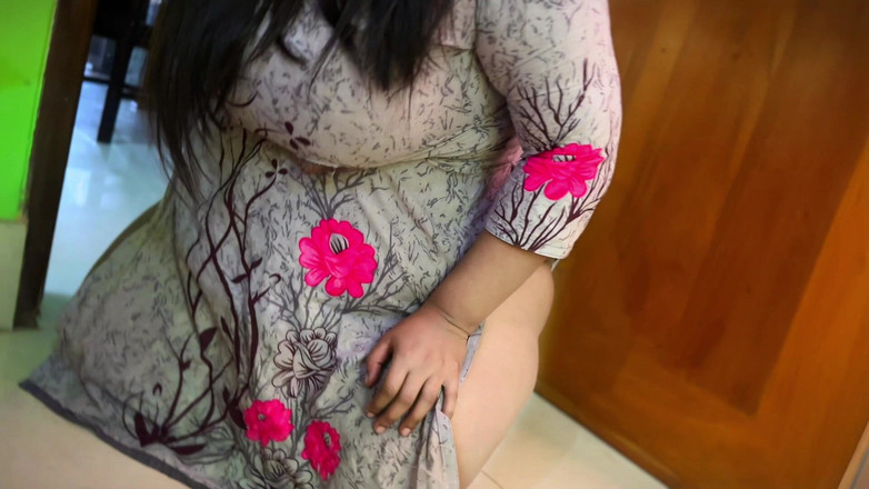 Your Boy's Cum: Sabrita Got Stuck Under the Bed While Cleaning Her Room -...