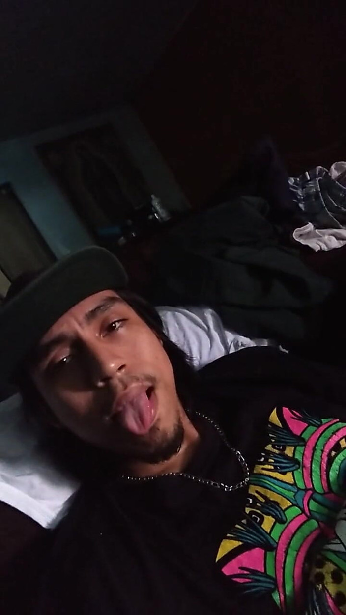 AlexAlejandro13: С членом, стоящим