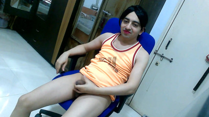 Cute & Nude Crossdresser: สาวประเภทสองครอสเดรสเซอร์ เฟมบอยหวานๆ ลollipop ใส่เสื้อกล้ามอย่างเดียว