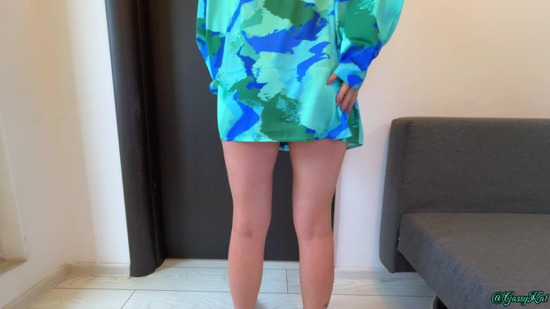 GassyKat: Green Dress Farting Babe Sexy Ass Crazy Fart